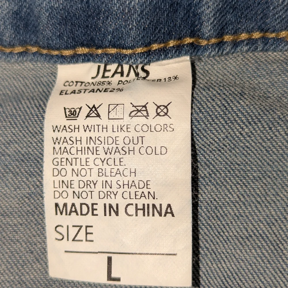 Jeans - Picture 4 of 4